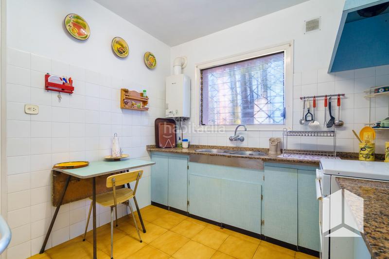 Foto 9f1be096-fc10-46b6-b9cd-6a34b539d40e. Maison avec parking dans Lluminetes Castelldefels