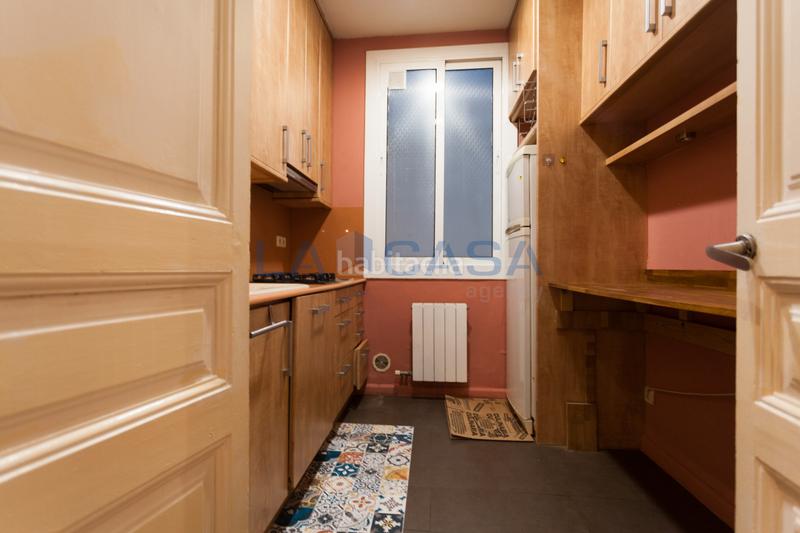 Foto 4aa7c8b4-54ea-46de-b3f6-21a46b1d8834. Appartement avec chauffage dans Dreta de l´Eixample Barcelona