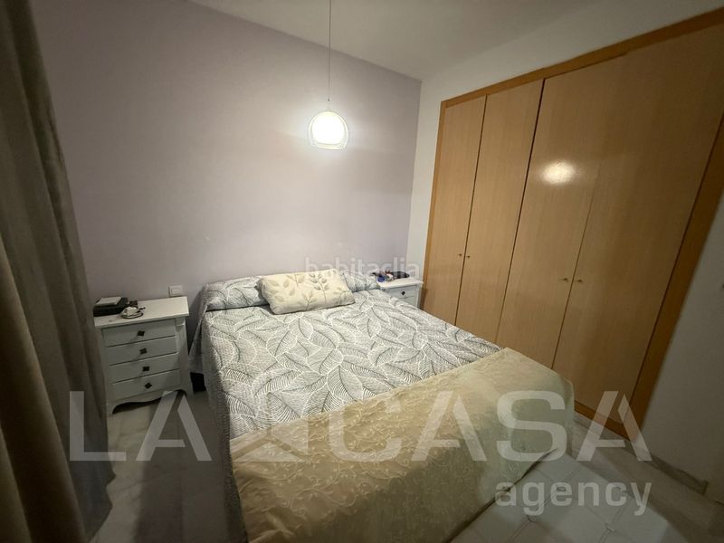 Foto e6c4eb98-0c86-4733-9fe1-cca2400f8541. Casa adossada amb aparcament piscina a Olivar de Quintos Montequinto