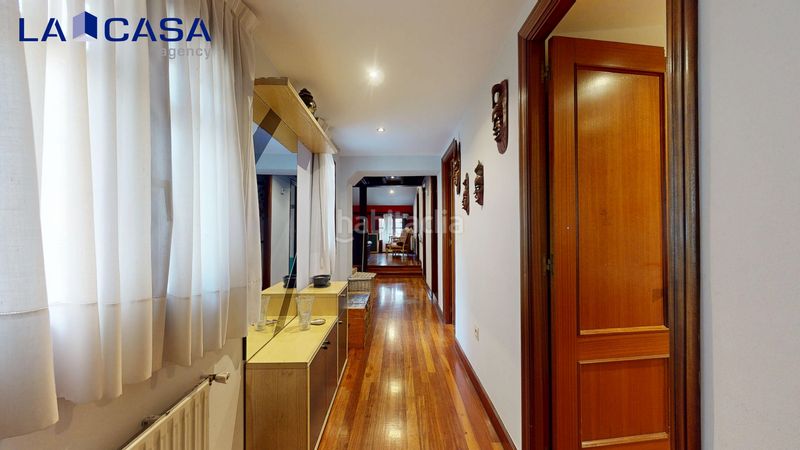 Foto d6fab776-6be8-474f-b80c-cdb94a1fba19. Pis a Casco Viejo Bilbao