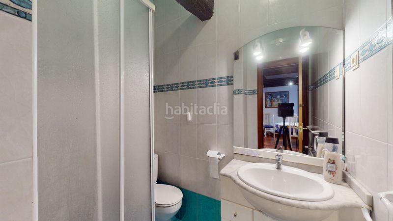 Foto f0b17d4d-0142-4425-8b0a-66a872c38772. Pis a Casco Viejo Bilbao