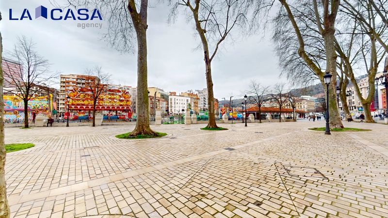 Foto f7c90852-7503-4723-9cc7-c304a0f6c945. Pis a Casco Viejo Bilbao