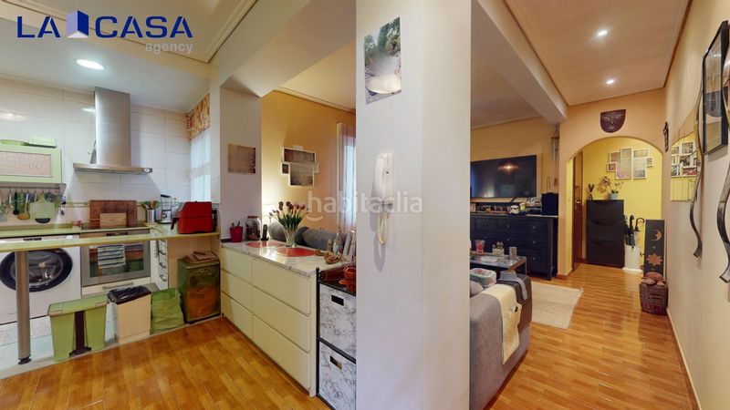 Foto db85e76a-908d-4a9e-aee7-54559a93fc3c. Piso en Lamiako-Txopoeta Leioa