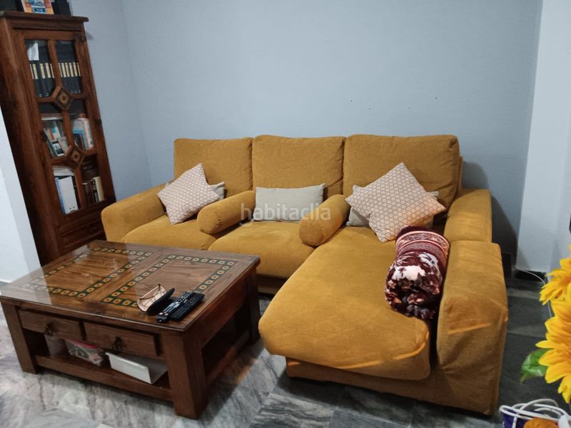 Foto 9cd3fefd-c842-4978-90e5-aa37bdae6317. Pis amb aparcament a colores - entreparques Sevilla