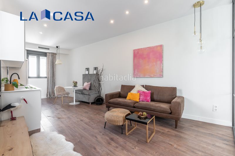 Foto 27066382-756e-4825-9049-5cfb30b73ca9. Pis a Palos de Moguer Madrid