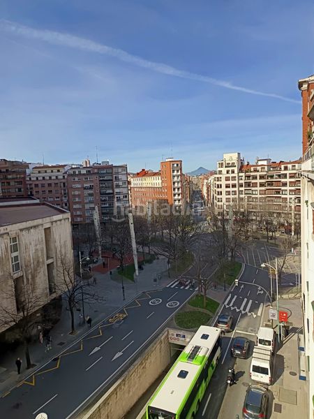 Foto 2b406456-cf8c-4ec5-9a5b-dbd0eac477ff. Piso en Zabalburu Bilbao