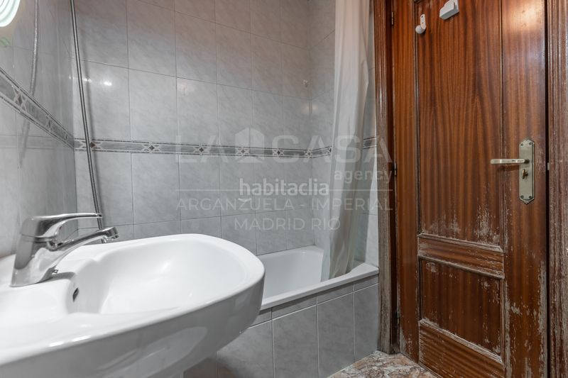 Foto 68c3a58c-f407-4c15-9406-65b10fb7f56e. Piso en Palacio Madrid