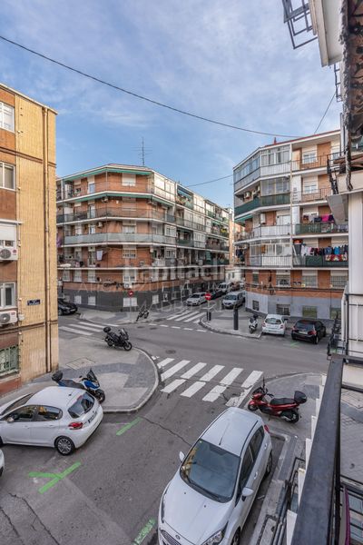 Foto 482fa0d2-e590-4170-8997-044a768ede8a. Pis amb calefacció a Moscardó Madrid