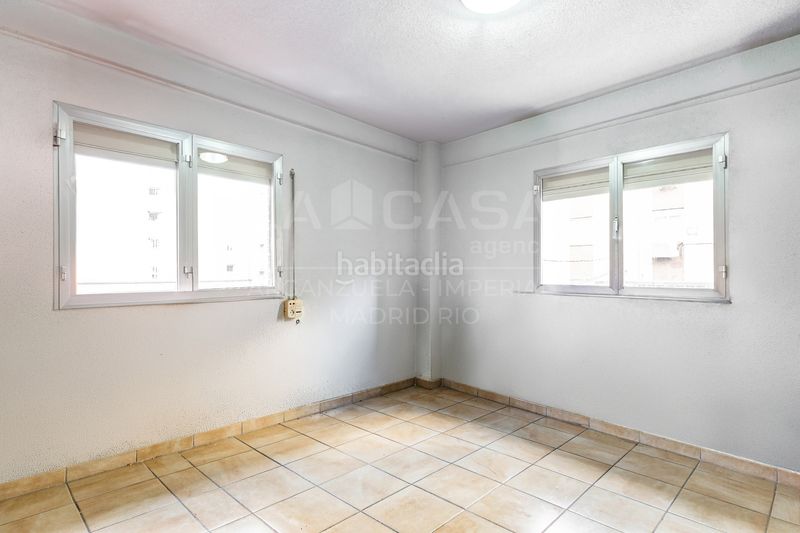 Foto a840509b-80b2-4585-a0d9-068674a20f7d. Pis amb calefacció a Moscardó Madrid