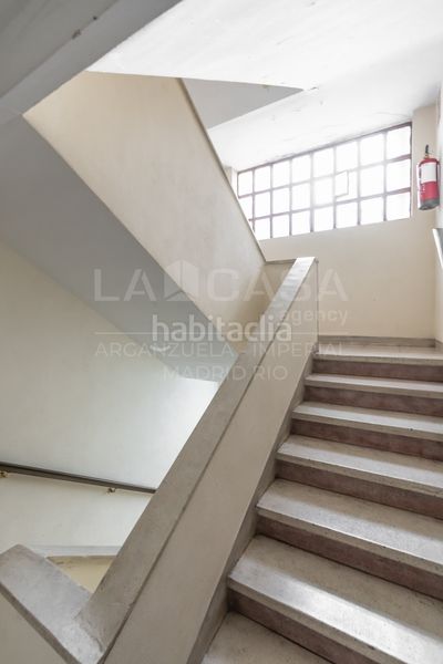 Foto bcb8c74e-bf3b-491c-89b8-97d84698c07a. Pis amb calefacció a Moscardó Madrid