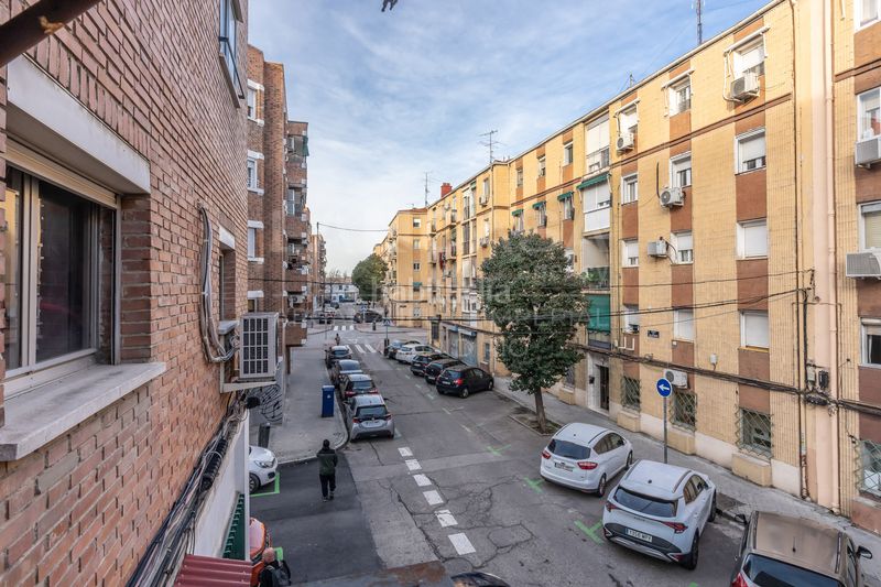 Foto d655d4df-9ea6-42eb-a490-57c8ee1e2641. Pis amb calefacció a Moscardó Madrid