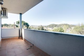 Casa aparellada a Montornès del Vallès