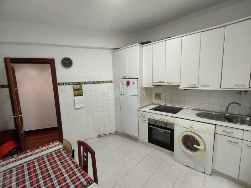 Foto 68722254-0e2b-4fa1-9da4-c877896467a0. Pis amb calefacció a Barrio de Uribarri Bilbao