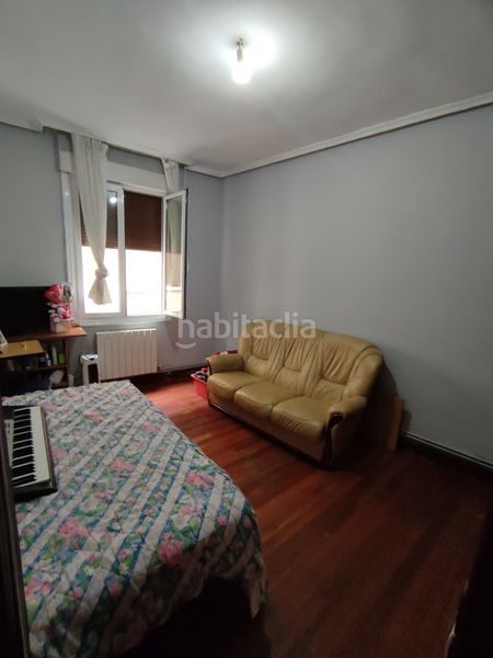 Foto f9e9cbdf-3a52-4352-b818-4b22081a668a. Pis amb calefacció a Barrio de Uribarri Bilbao