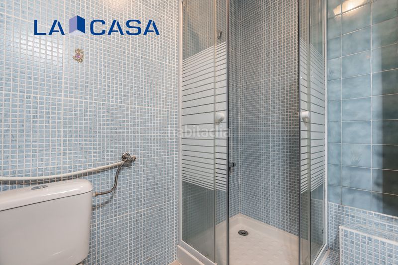 Foto 39f87a7e-18d9-43c9-94b5-23af353a3c13. Pis amb calefacció a Guindalera Madrid