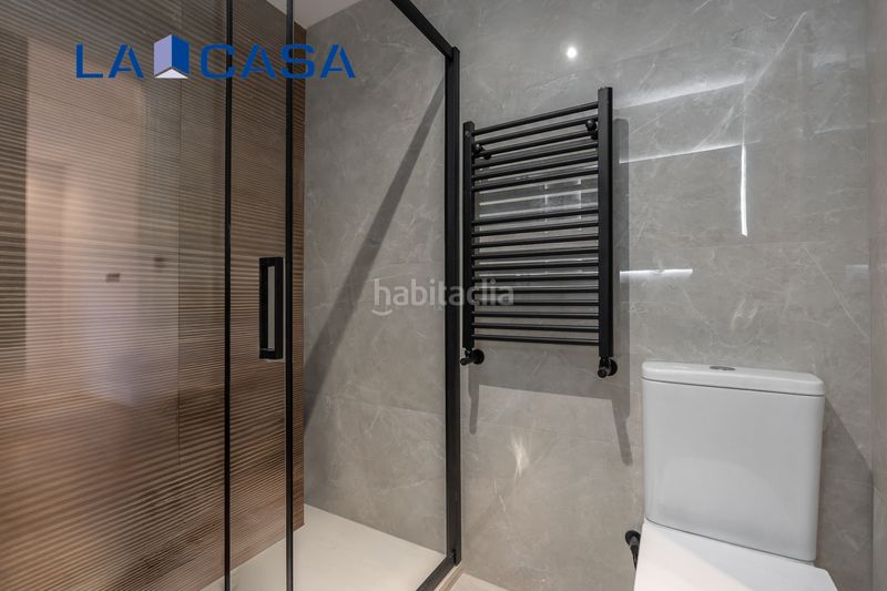 Foto 698014aa-b860-435e-b051-244340fcea40. Piso en Imperial Madrid