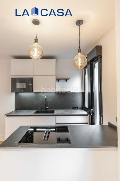 Foto a938aeb3-522e-4112-87ee-b6c6f7ffb3d9. Piso en Imperial Madrid