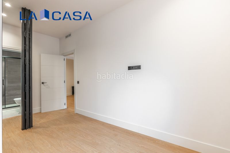 Foto cdb78076-c40a-40eb-adab-763bed5ae1ef. Piso en Imperial Madrid