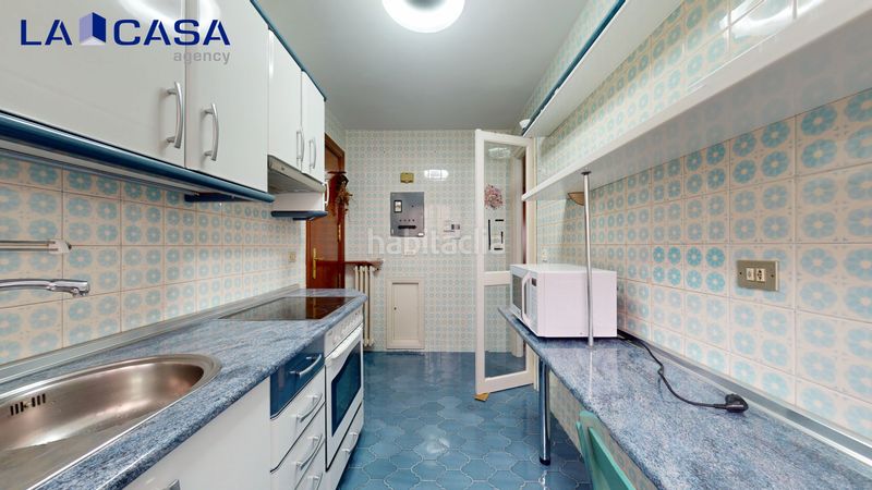 Foto 09aaa477-53a2-4e36-9155-39484f3951eb. Pis amb aparcament a Castaños - Begoñaibarra Bilbao