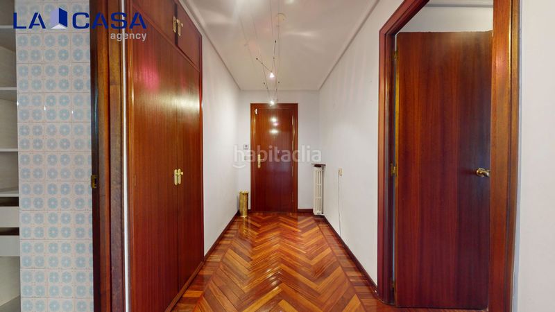 Foto 761f6110-af7d-41a1-95dc-1cc7bff704bc. Pis amb aparcament a Castaños - Begoñaibarra Bilbao