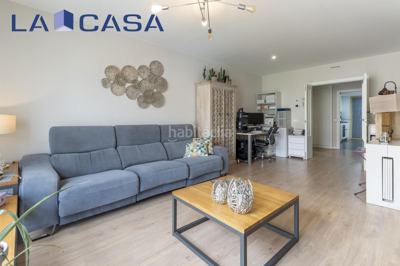 Foto 54174c03-3672-4efe-983b-9b68e14e343a. Pis amb aparcament piscina a Villaverde Alto Madrid