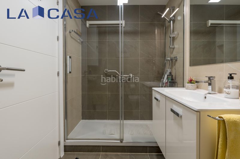 Foto b8ea22af-25b7-44d3-9a08-581b2d580233. Pis amb aparcament piscina a Villaverde Alto Madrid