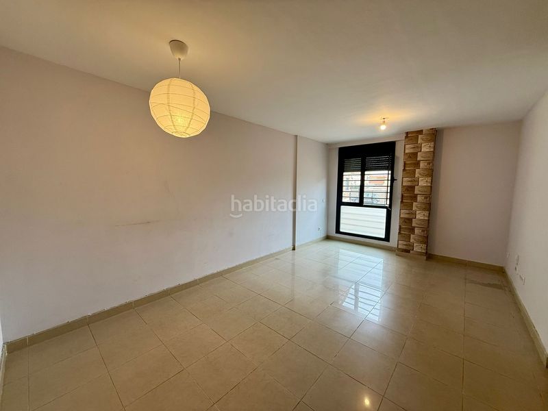 Foto b5538699-90fc-4213-968e-564195b2e784. Pis amb aparcament piscina a Cedillo del Condado