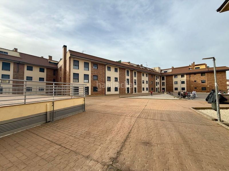 Foto e0c46ed5-7613-4f90-991a-5ce372ac4aa2. Pis amb aparcament piscina a Cedillo del Condado