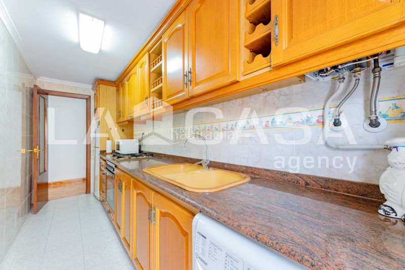 Foto 2d025795-9f9d-4fda-aa40-25c4975889fa. Pis a L´Amistat Valencia