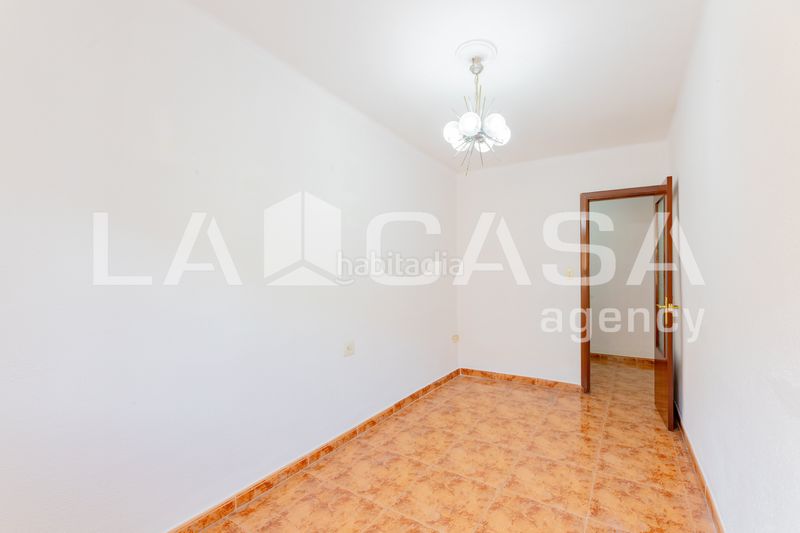 Foto 30ef4d99-094b-4d59-b89d-c8cee134309b. Pis a L´Amistat Valencia