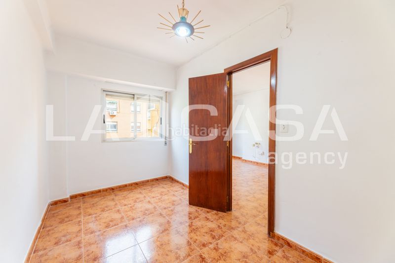 Foto 4e2b9c8f-e764-45c1-85de-a242783342c1. Pis a L´Amistat Valencia