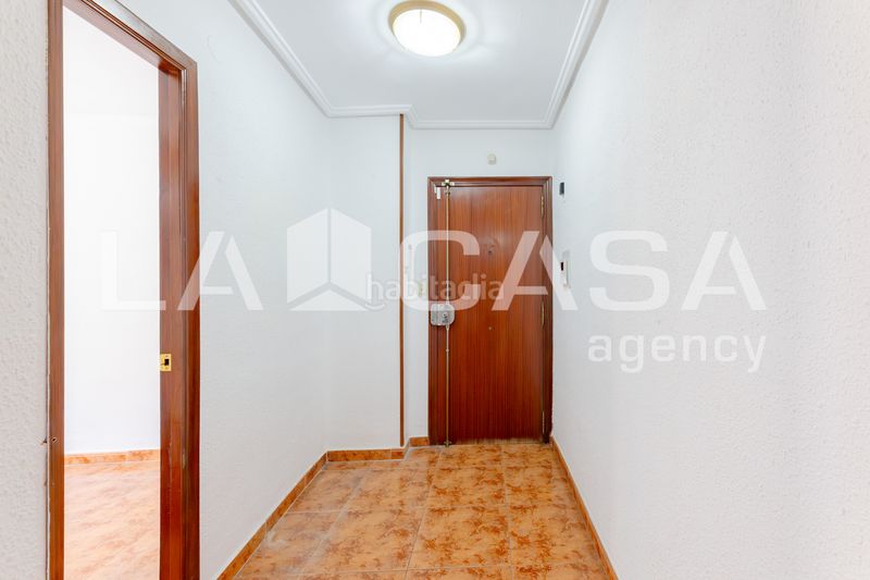 Foto 8310c9e6-f863-40e2-9a46-90c3a40c3163. Pis a L´Amistat Valencia