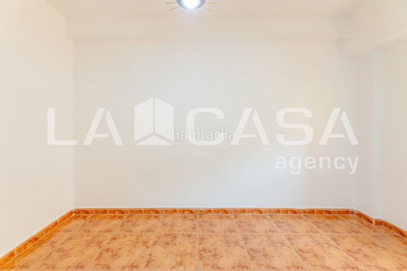 Foto 9ef19dea-e25e-4835-acdb-66f981c93695. Pis a L´Amistat Valencia