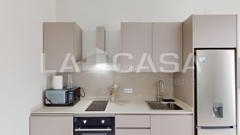 Foto 5d04b490-9691-4297-9814-6c58b4072777. Planta baixa amb calefacció a Aiora Valencia