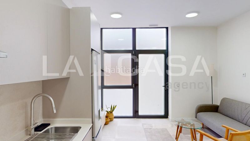 Foto d890ec06-7abf-4bd5-8b12-e7c1db1c3e76. Planta baixa amb calefacció a Aiora Valencia
