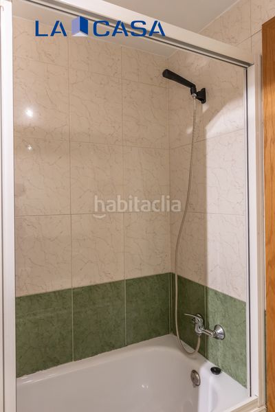 Foto a54a9c07-a033-4e05-984f-040c7363e003. Pis amb calefacció aparcament piscina a Delicias Madrid