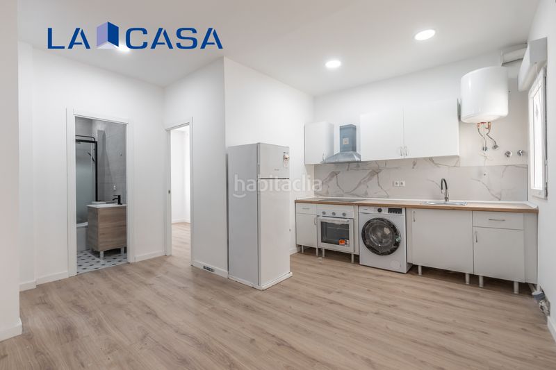 Foto 3855f63a-374e-4a26-ad58-d4d3620fb1bf. Piso en Chopera Madrid