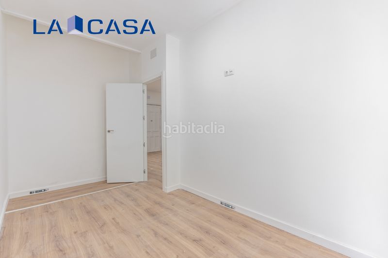 Foto 8f22d310-e45b-4d57-bf2a-4ef21ead291e. Piso en Chopera Madrid