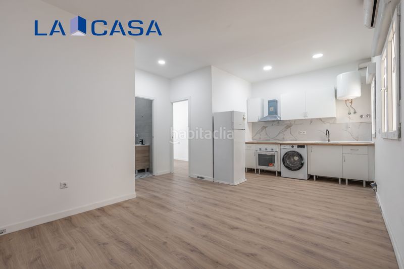 Foto adecf3b6-43f5-4312-8055-c9f280bc9b30. Piso en Chopera Madrid