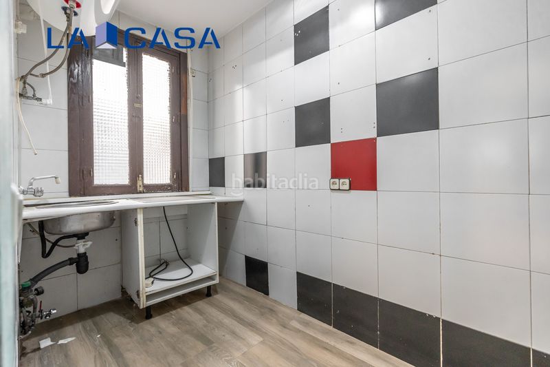Foto a13a714e-1887-49a0-b6bf-6782408309dc. Piso en Chopera Madrid