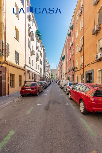 Foto d6c59397-f021-4a50-92f4-015e92961640. Piso en Chopera Madrid