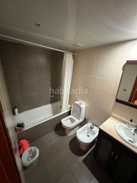 Foto 369f6875-5287-424b-a7ae-2b8f1c3a7e68. Dúplex a La Torrassa Hospitalet de Llobregat (L´)
