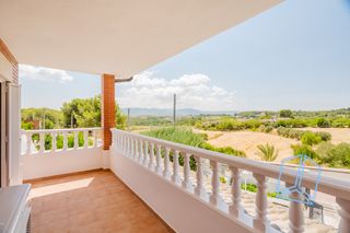 Chalet in Sant Esteve Sesrovires
