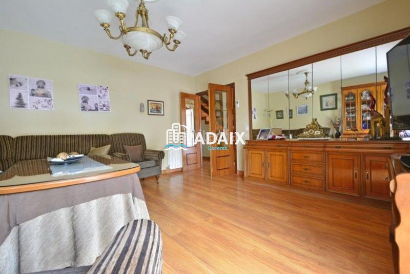 Foto 57e7602d-84a0-476a-a4fa-d619402b8abd. Casa con riscaldamento parcheggio in Ruta de la Plata Cáceres
