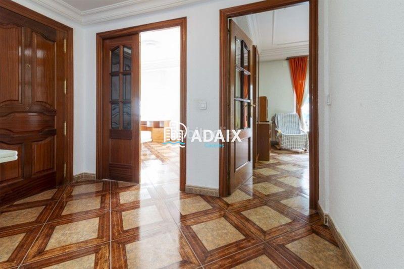 Foto 3e81d89e-eeac-4759-a619-596abf7cf52e. Piso este magnífico piso en venta, ubicado en antonio hurtado, es una verdadera joya en pleno Centro . tanto si buscas un lug en Cáceres