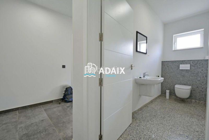 Foto 1388e9ce-e121-40ae-94aa-2046d8151cfd. Casa te presentamos esta increíble casa de campo en venta, una espectacular villa de nueva construcción ubicada en plena dehesa extreme en Zarza de Montánchez