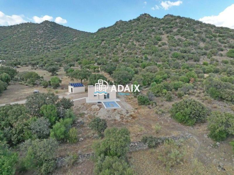 Foto 5135dbc1-985d-4f57-91b7-ab096f2894ef. Casa te presentamos esta increíble casa de campo en venta, una espectacular villa de nueva construcción ubicada en plena dehesa extreme en Zarza de Montánchez