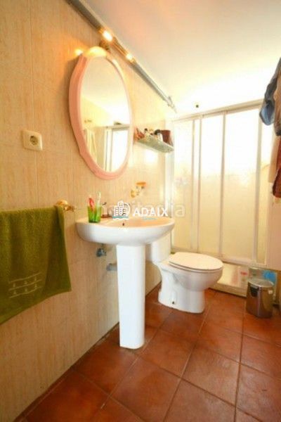 Foto 189730c1-3b7d-4eed-aadc-560f08d78a0d. Casa amb aparcament piscina a Casar de Cáceres