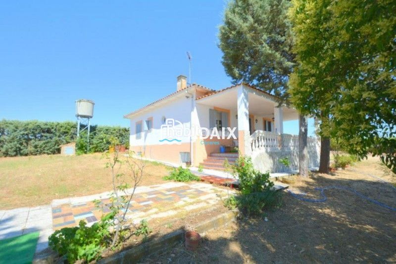 Foto 310f9ec1-f12d-4afe-bb8f-4af4cf40661a. Casa amb aparcament piscina a Casar de Cáceres