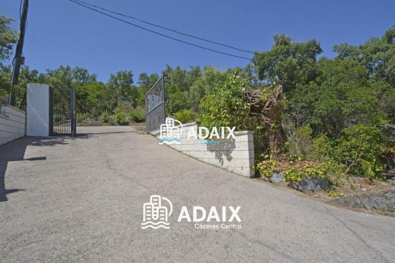 Foto 2a30dd82-f405-4f70-84ac-05213263fcca. Maison avec piscine dans Campus Universitario Cáceres